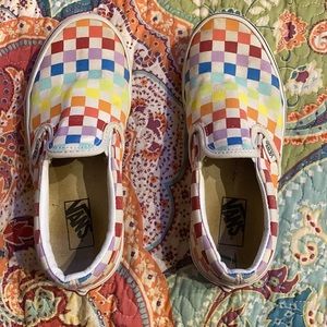 Kids Checkerd vans